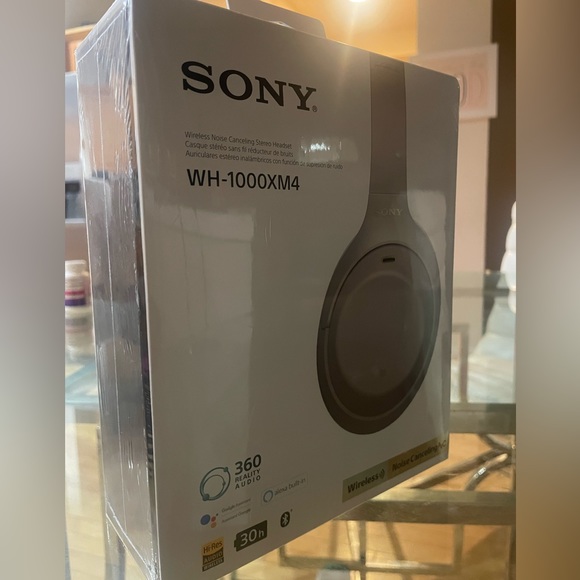 SONY WH-1000XM4 - Picture 2 of 3